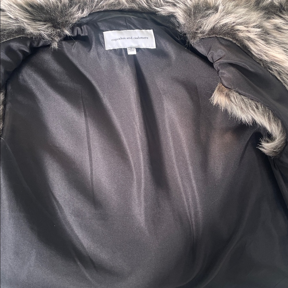 Cupcakes & Cashmere Faux Fur Vest w/ Vegan Leather Trim - Gray and Black, Small - Picture 12 of 14